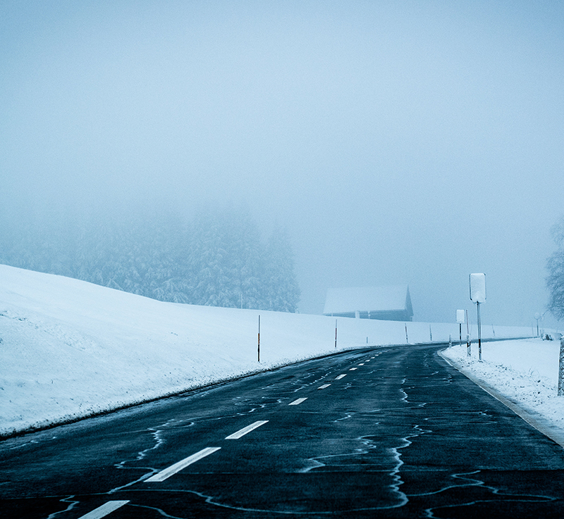 Choosing the Right Windshield Wipers for Winter Driving