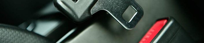 wearing seat belt in the car